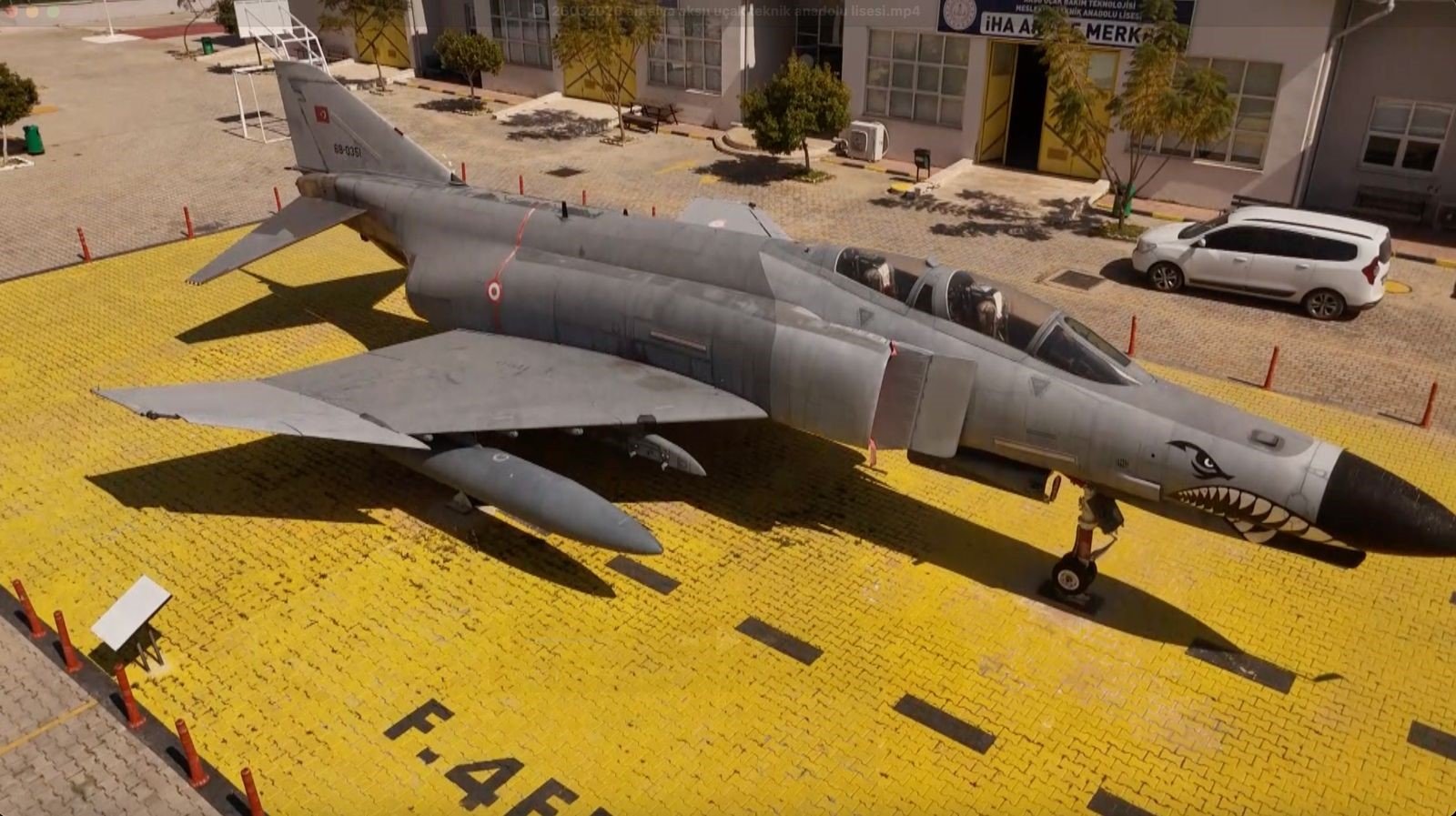 Aksu Havacılık Lisesi’nde Uçak Üzerinde Uygulamalı Eğitim (8)