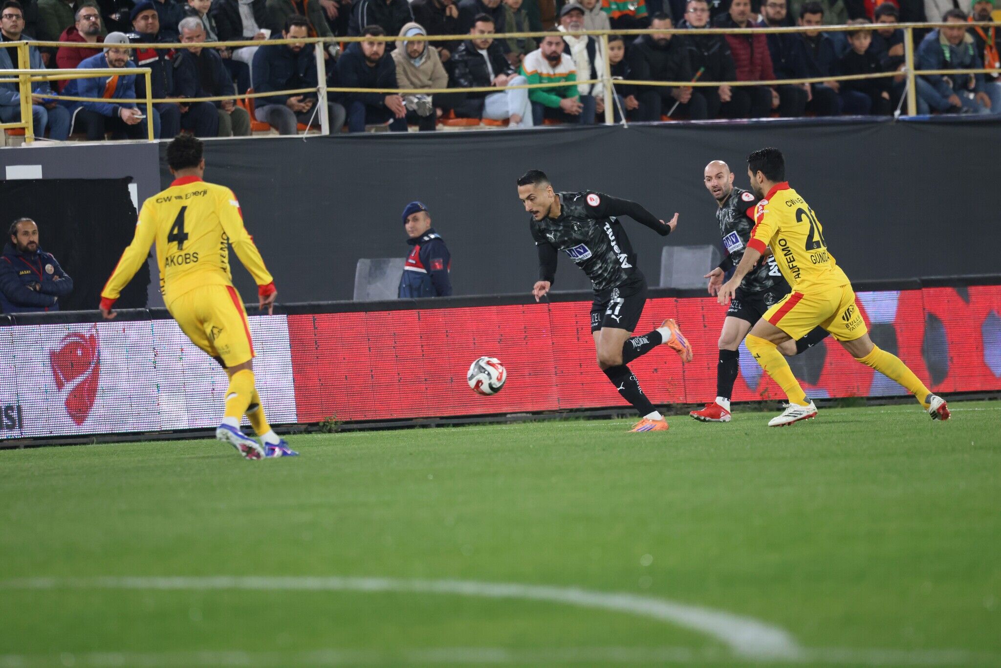 Alanyaspor Galatasaray Maci (1)-1