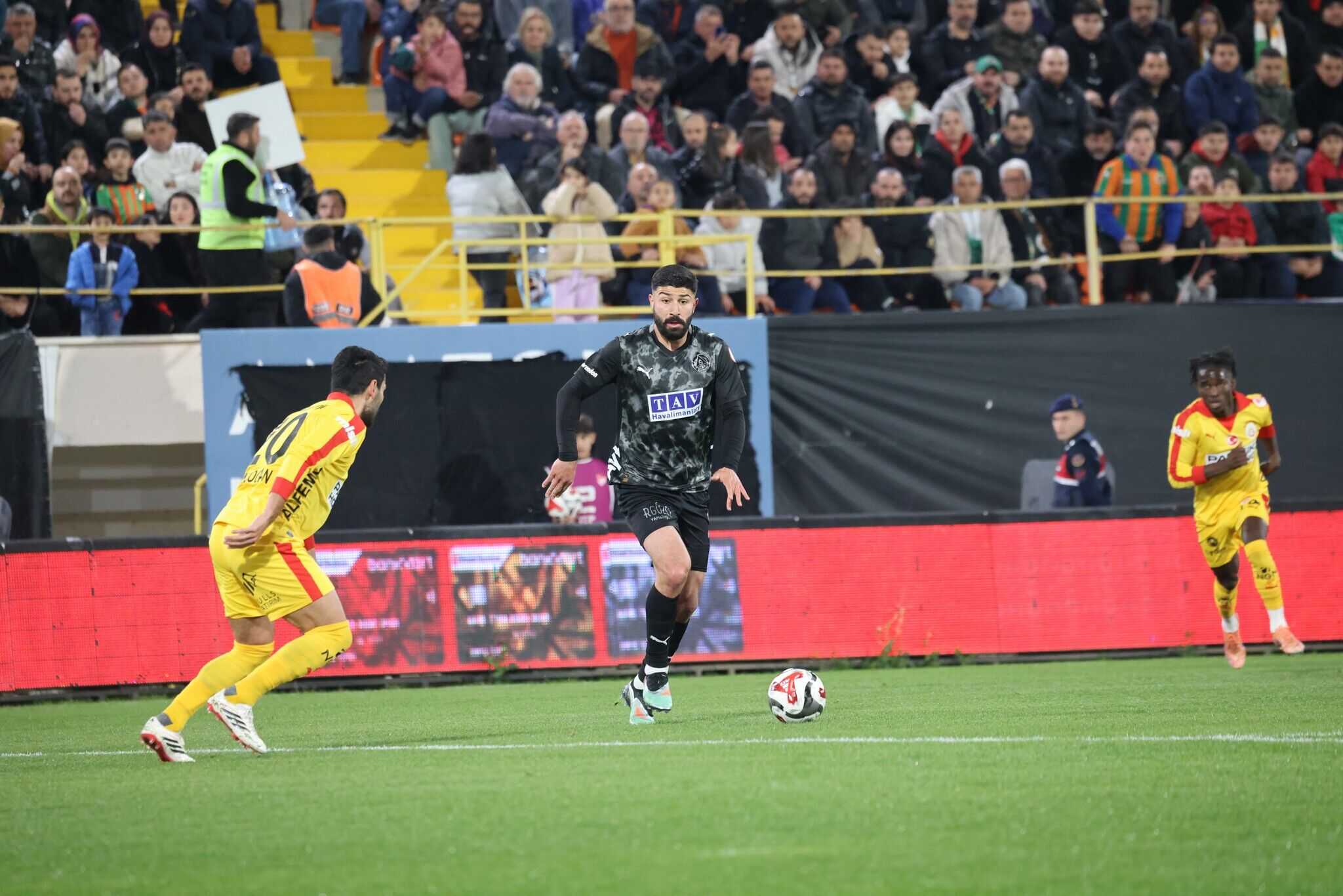 Alanyaspor Galatasaray Maci (4)-1