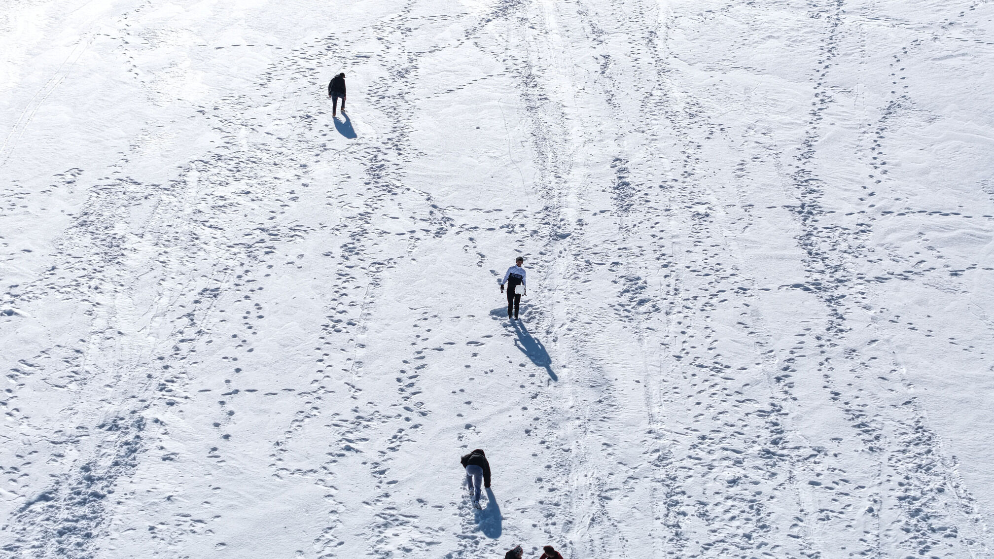 Antalya Aynı Anda Iki Mevsimi Aynı Anda Yaşadı (1)