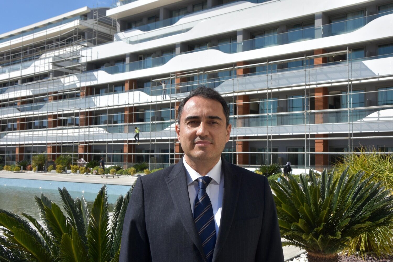 Antalya Bankalardan ‘Faizsiz Tatil Kredisi’ Istedi (1)