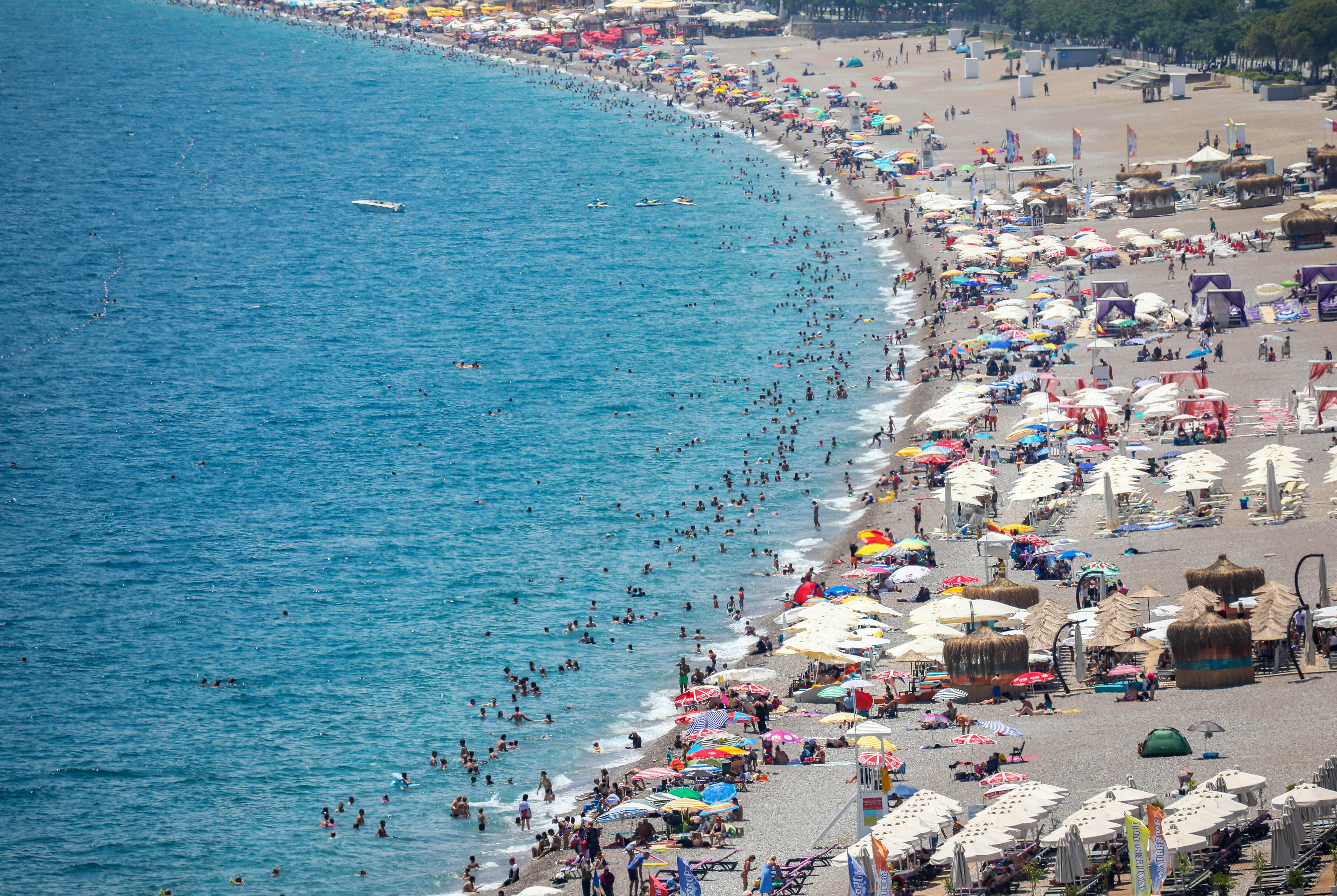 Antalya Turizminin 3 Bayram Umudu Savaşa Takıldı (9)