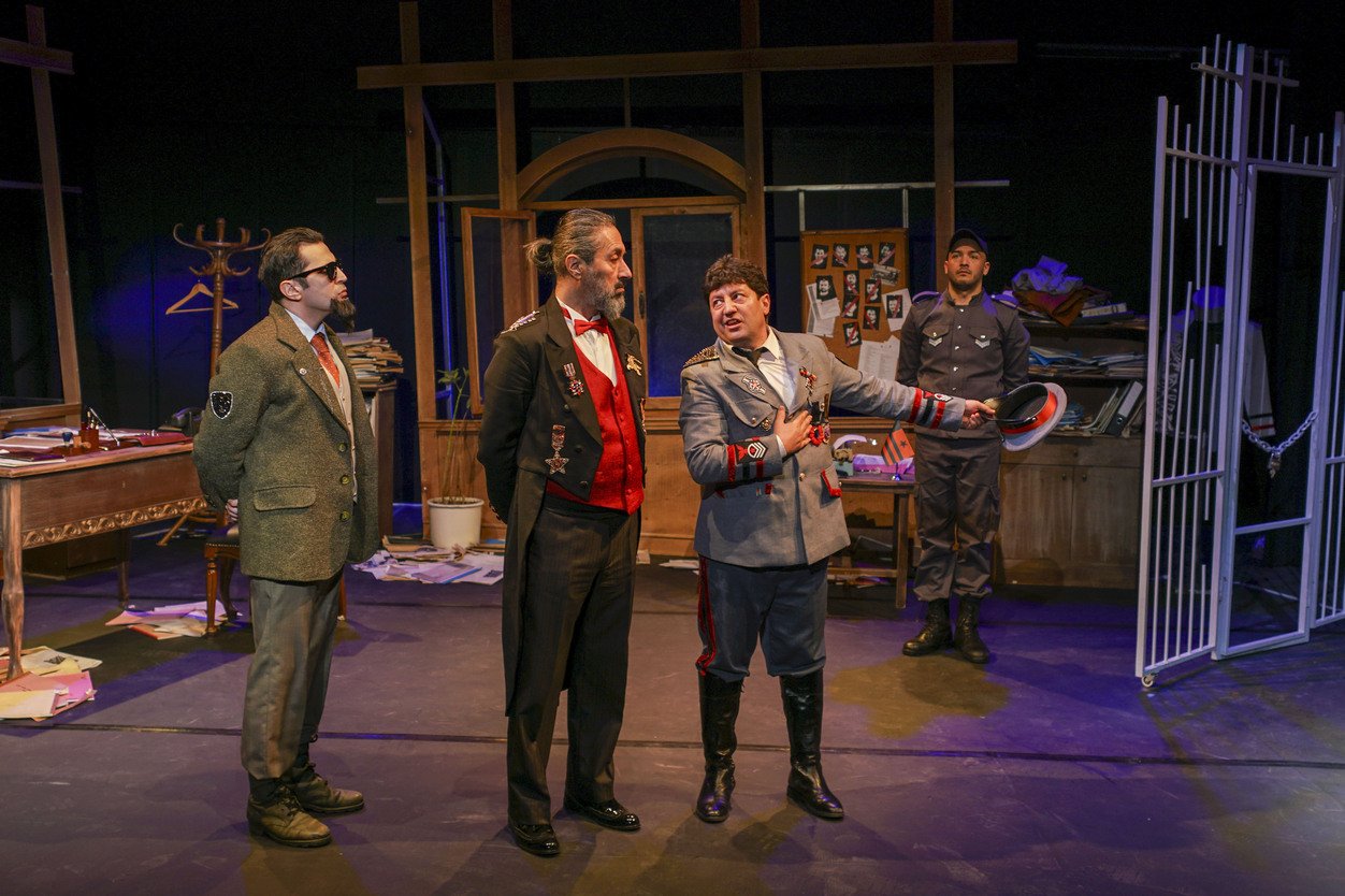 Antalya’da Dünya Tiyatro Günü'nü Üç Ayrı Sahnede Üç Farklı Oyunla Kutlandı (1)