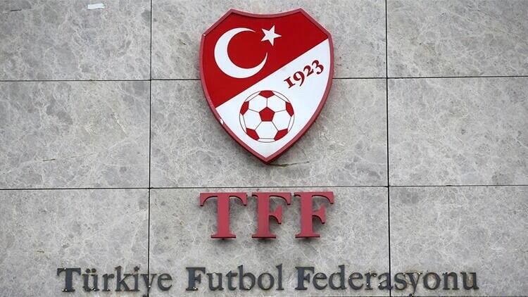 Antalya’da Hakeme Saldıran Antrenörün Cezasını Tff Verecek (1)