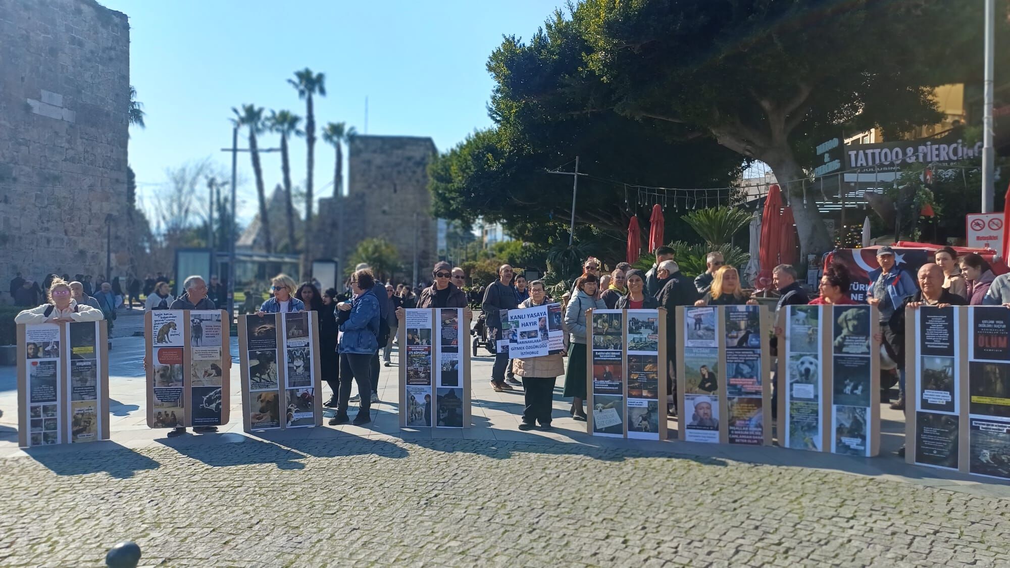 Antalya’da Hayvan Hakları Platformlarından Ortak Basın Açıklaması (6)