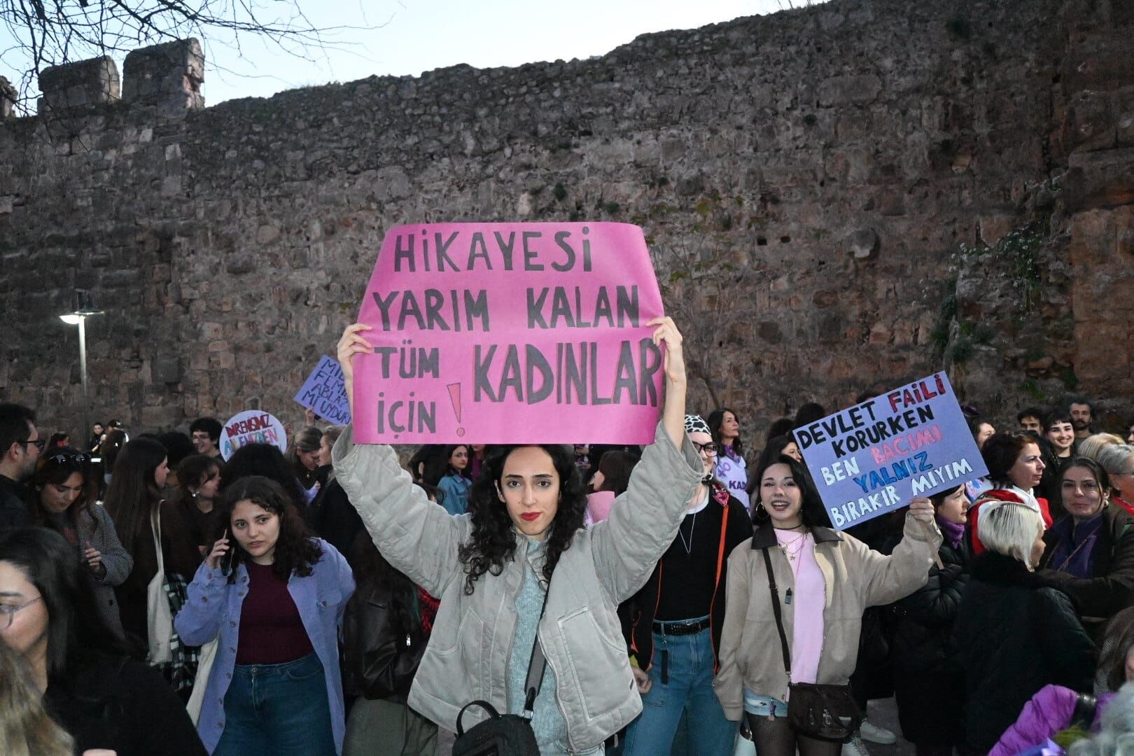Antalya’daki 8 Mart Yürüyüşüne Polis Engeli (2)