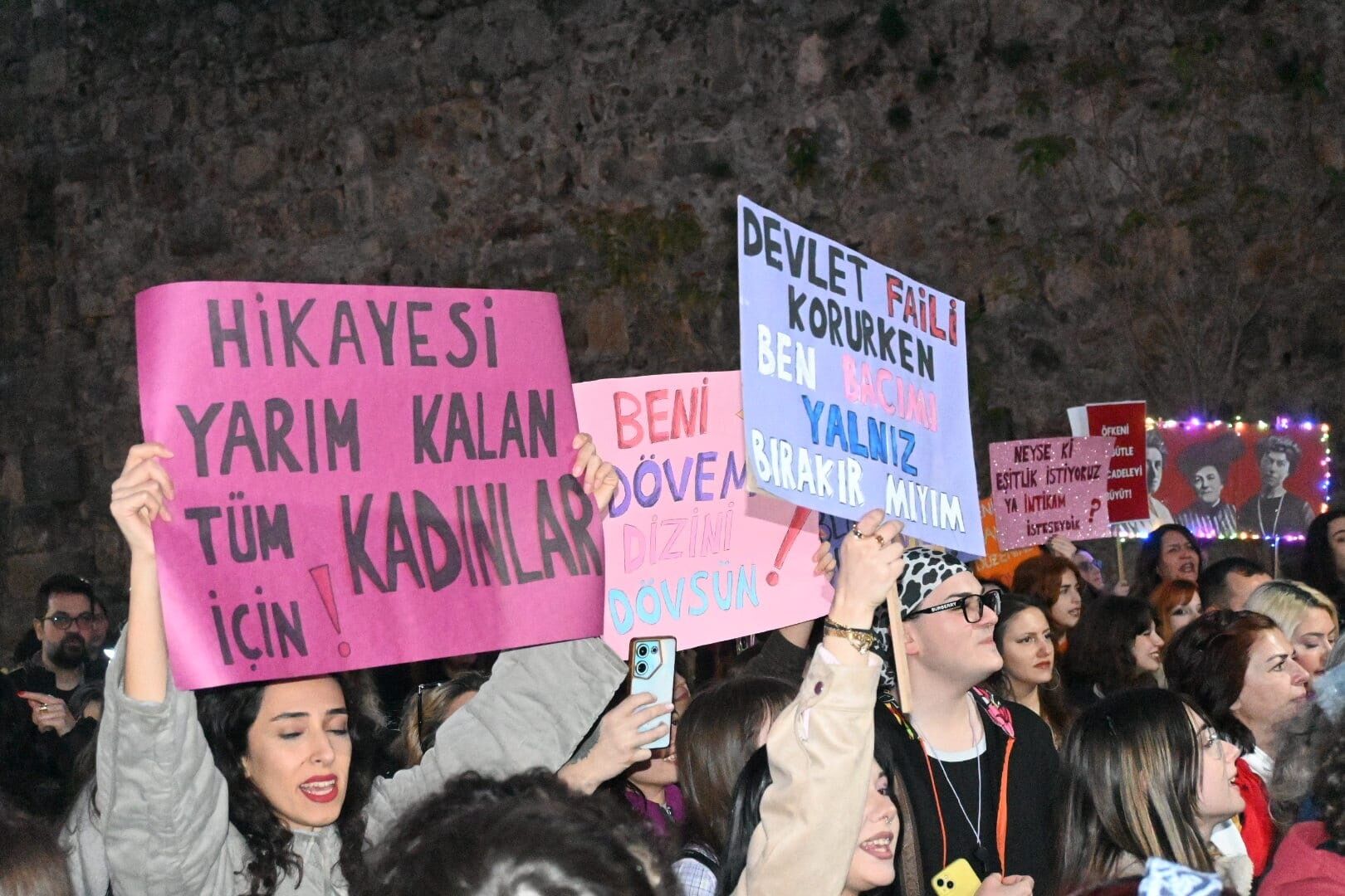 Antalya’daki 8 Mart Yürüyüşüne Polis Engeli (6)