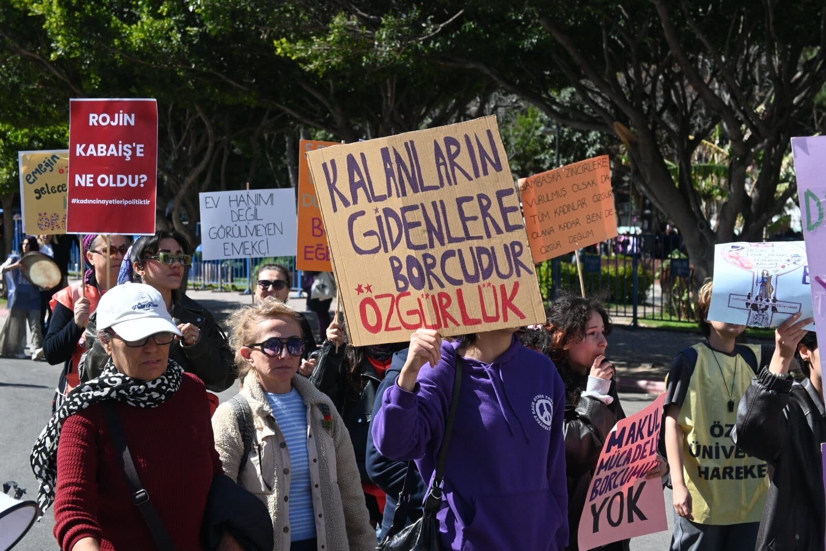 Antalyalı Kadınlar 8 Mart’ta Şiddet Ve Eşitsizliğe Karşı Yürüdü (1)