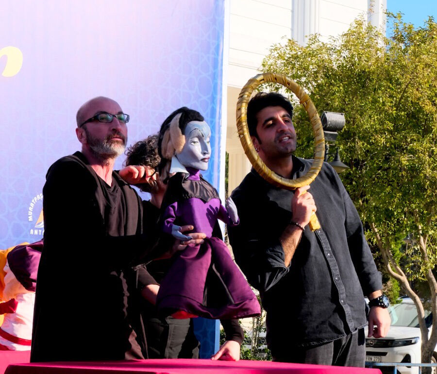 Antalyalılar Ramazan’ın Tadını Kent Meydanı’nda Çıkarıyor (1)