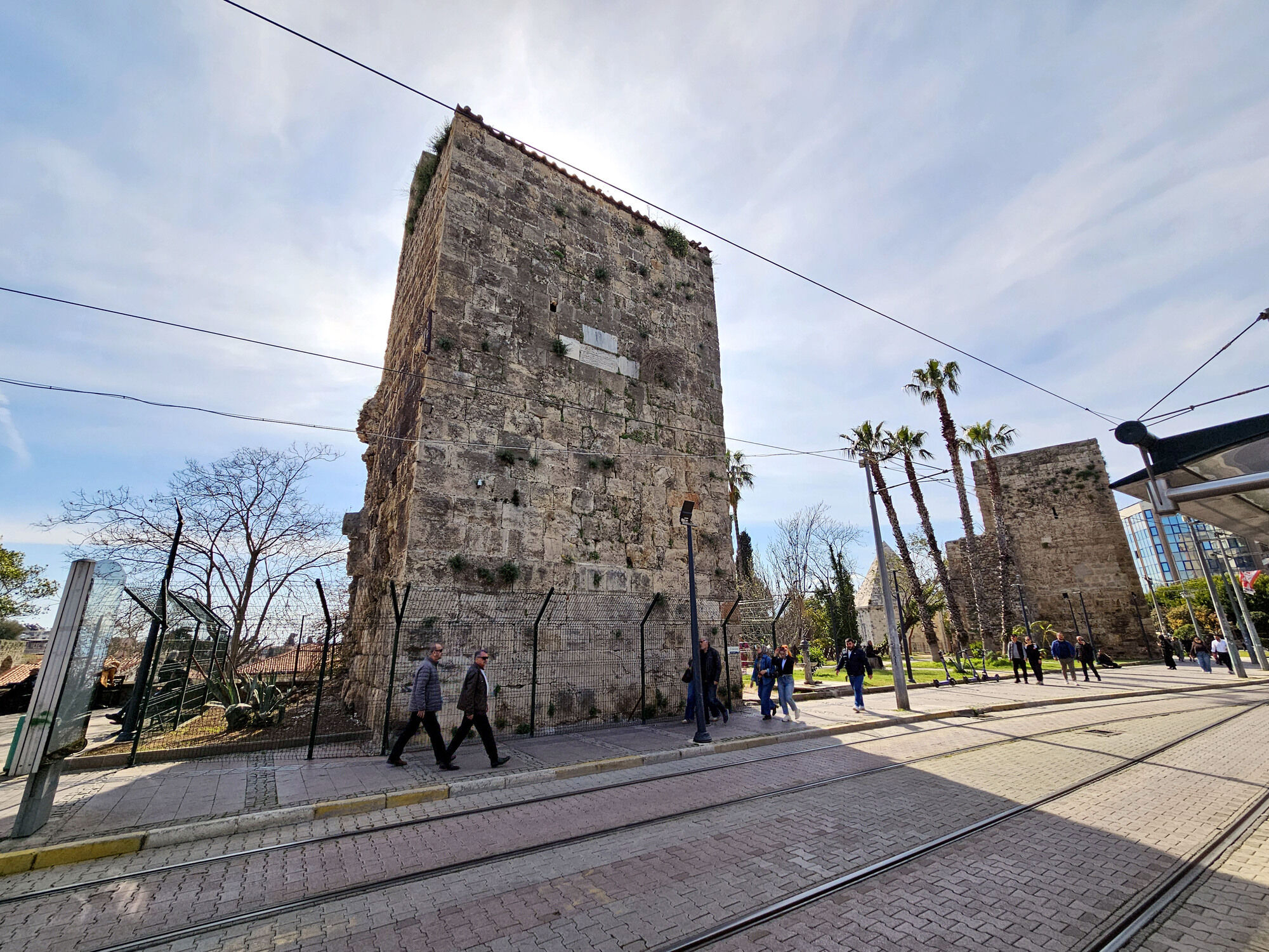 Antalyanin Simgesi Yikilma Tehlikesi Ile Karsi Karsiya (1)