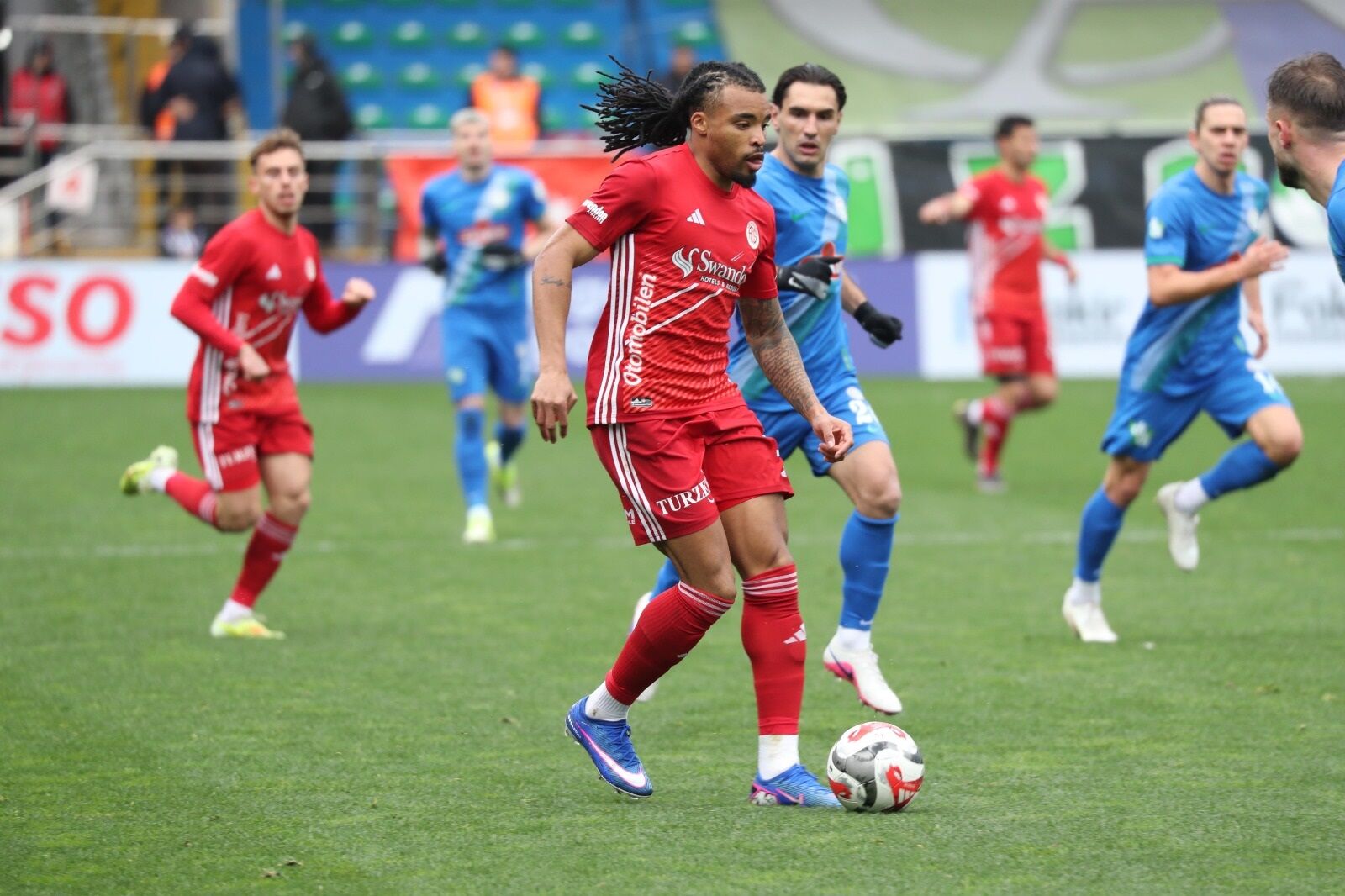 Antalyaspor Deplasmanda Karadeniz’den Eli Boş Döndü (1)