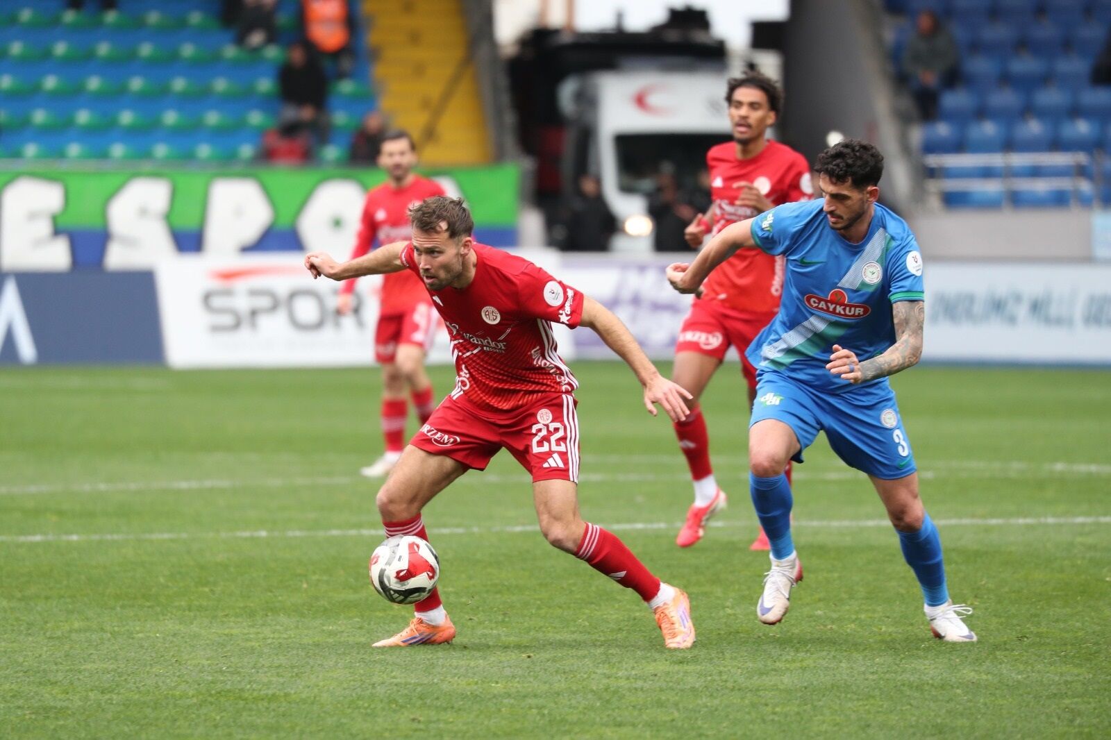 Antalyaspor Deplasmanda Karadeniz’den Eli Boş Döndü (5)