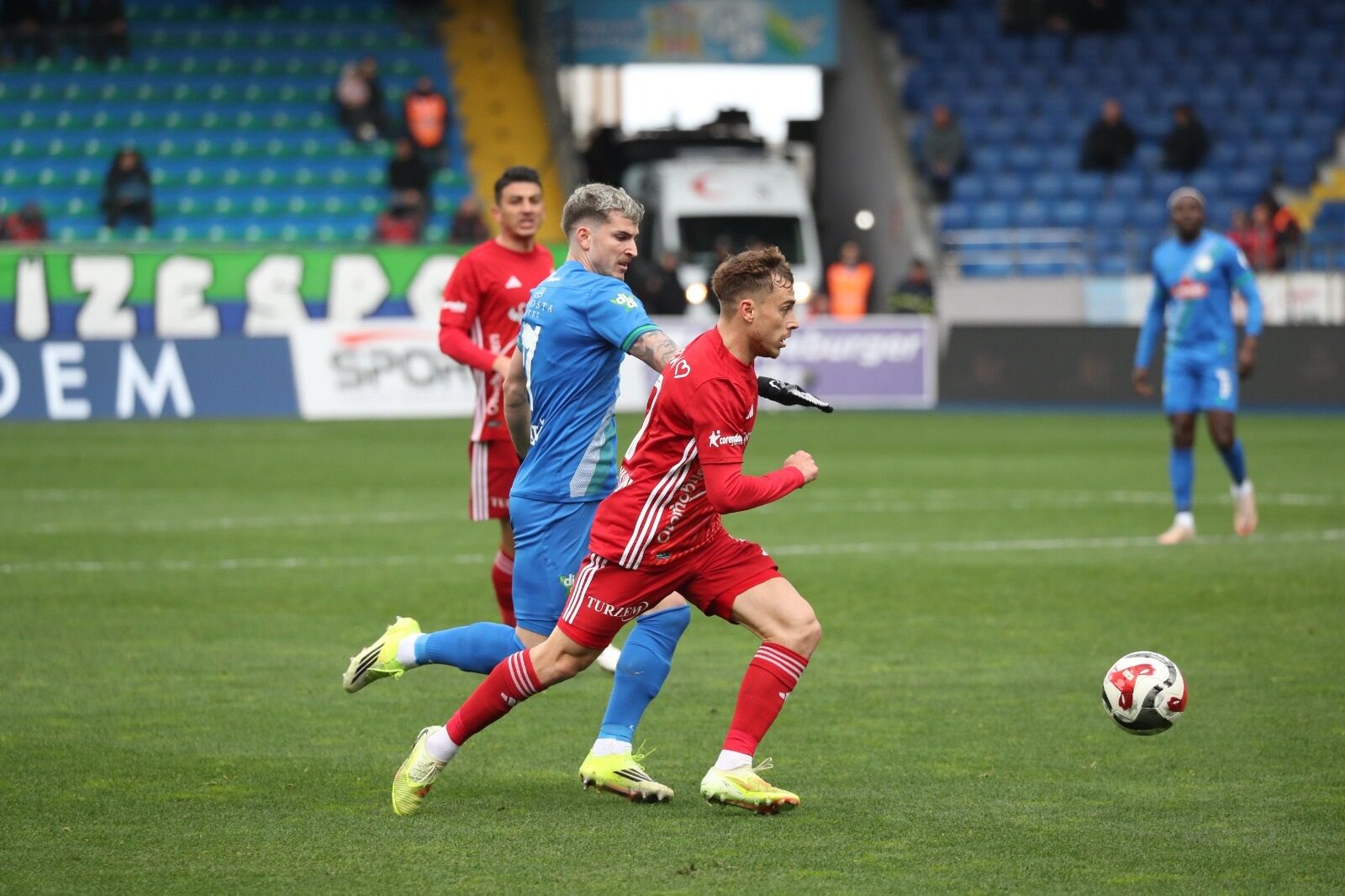 Antalyaspor Deplasmanda Karadeniz’den Eli Boş Döndü (7)