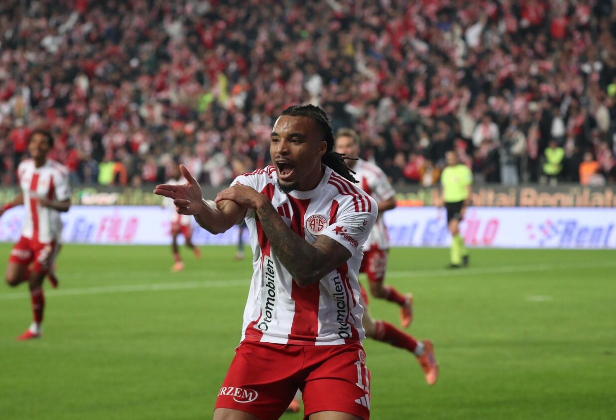 Antalyaspor Fenerbahce (3)-2