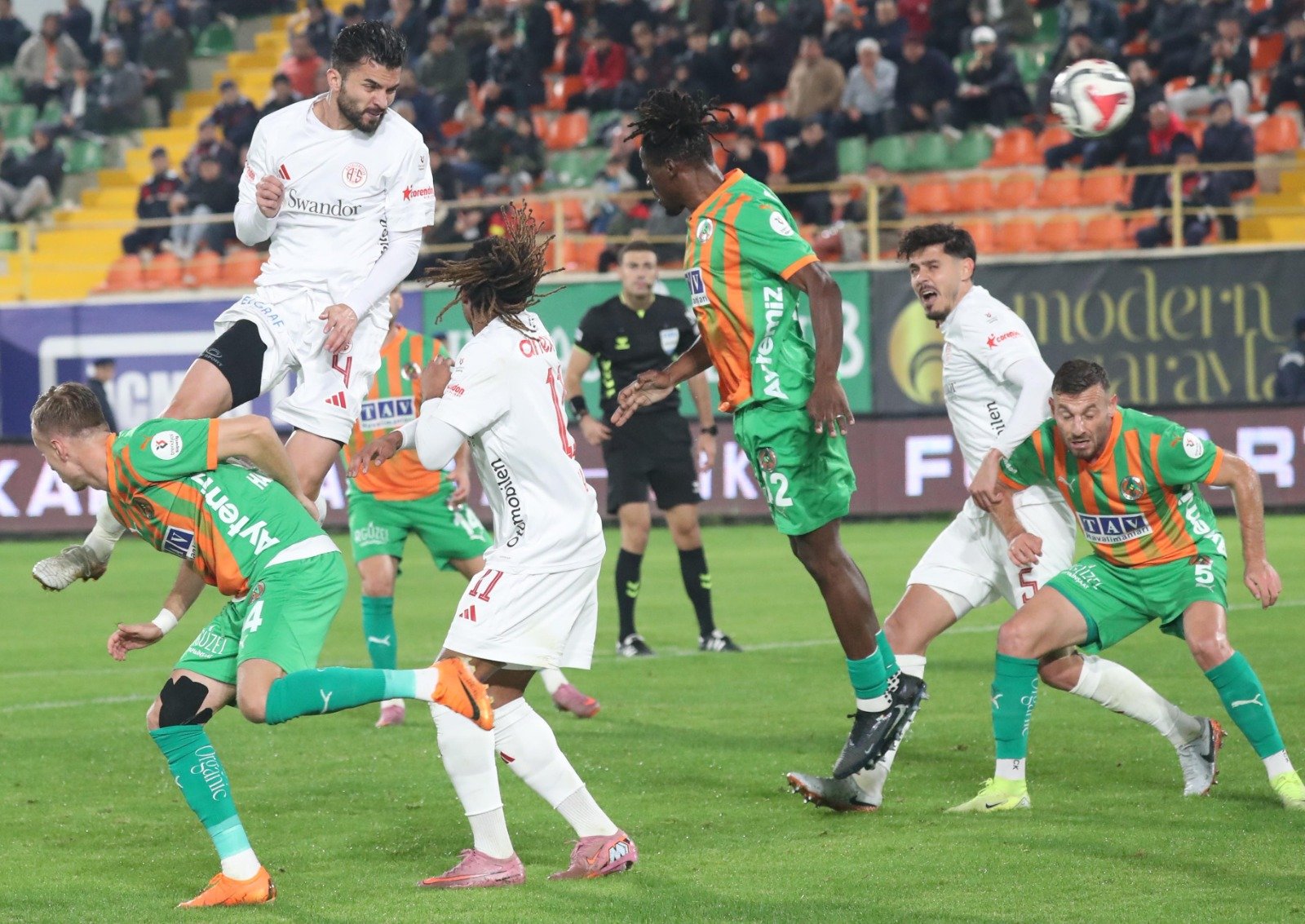 Antalyaspor Ve Alanyaspor’a Şike Suçlama (5)