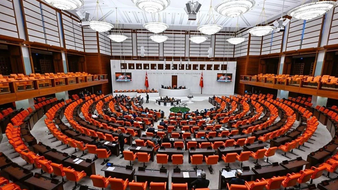 Antalyaya Milletvekili Mujdesi (1)-1