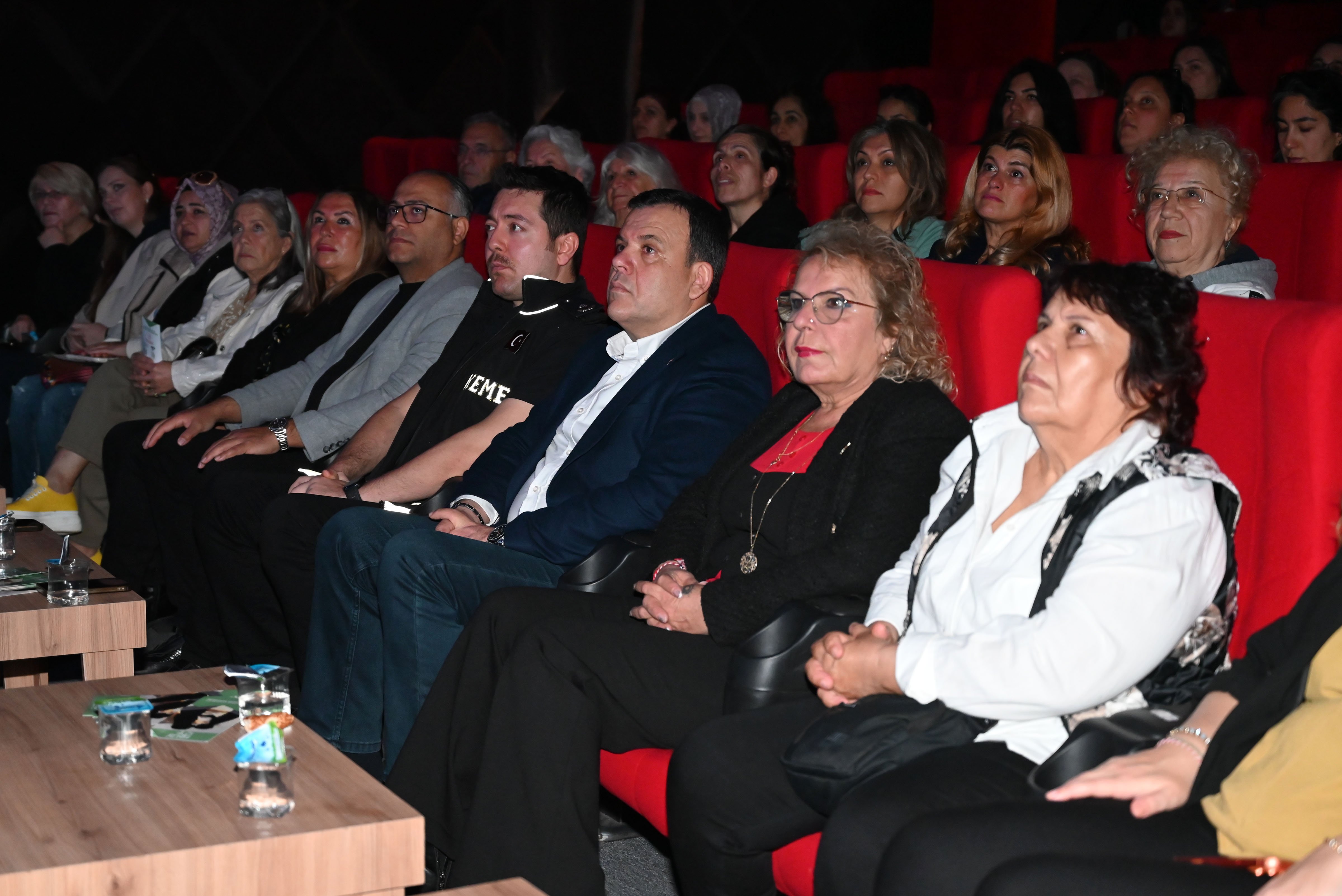 Çocukları Koruyan Seminer Kemer’de (3)