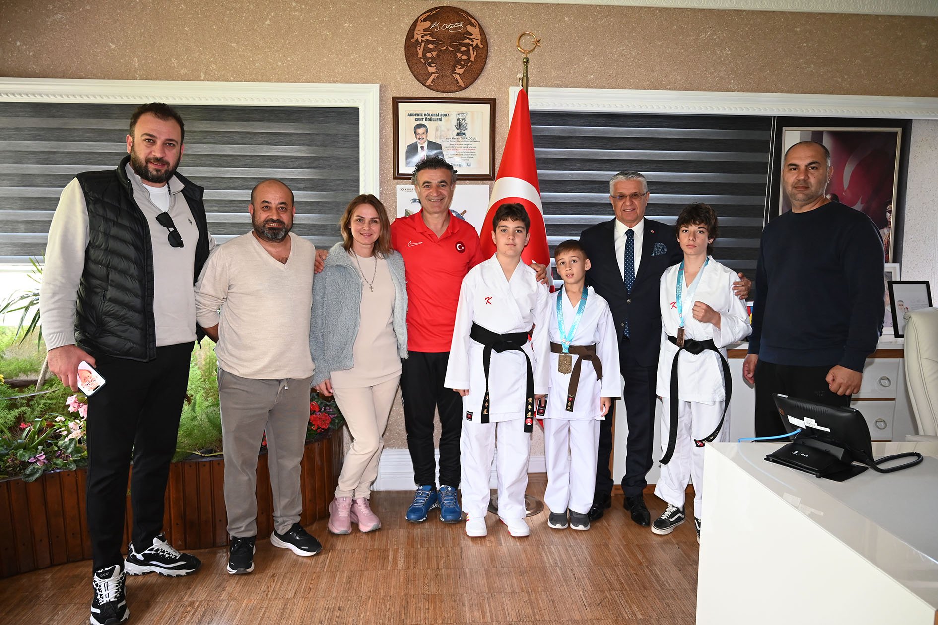 Kemer Belediyesi Karate Takımından Iki Madalya (2)