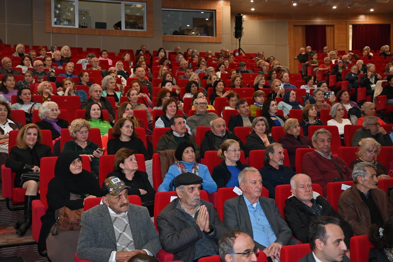 Kepez De Kusalar Siirde Bulustu (1)