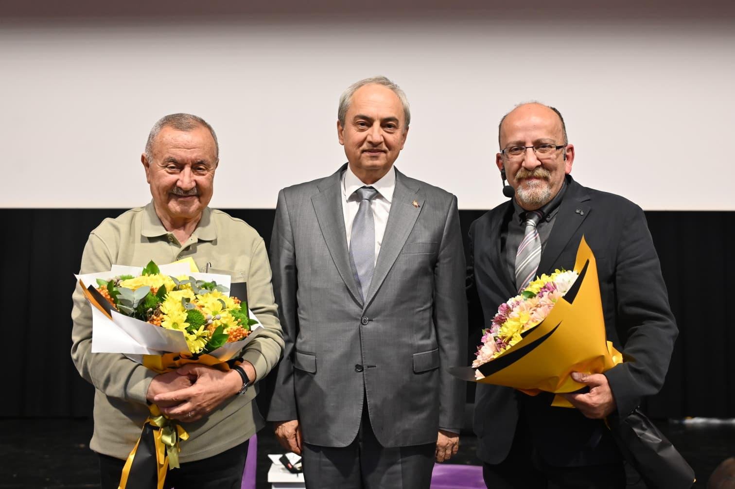 Kepez’de kuşaklar şiirde buluştu