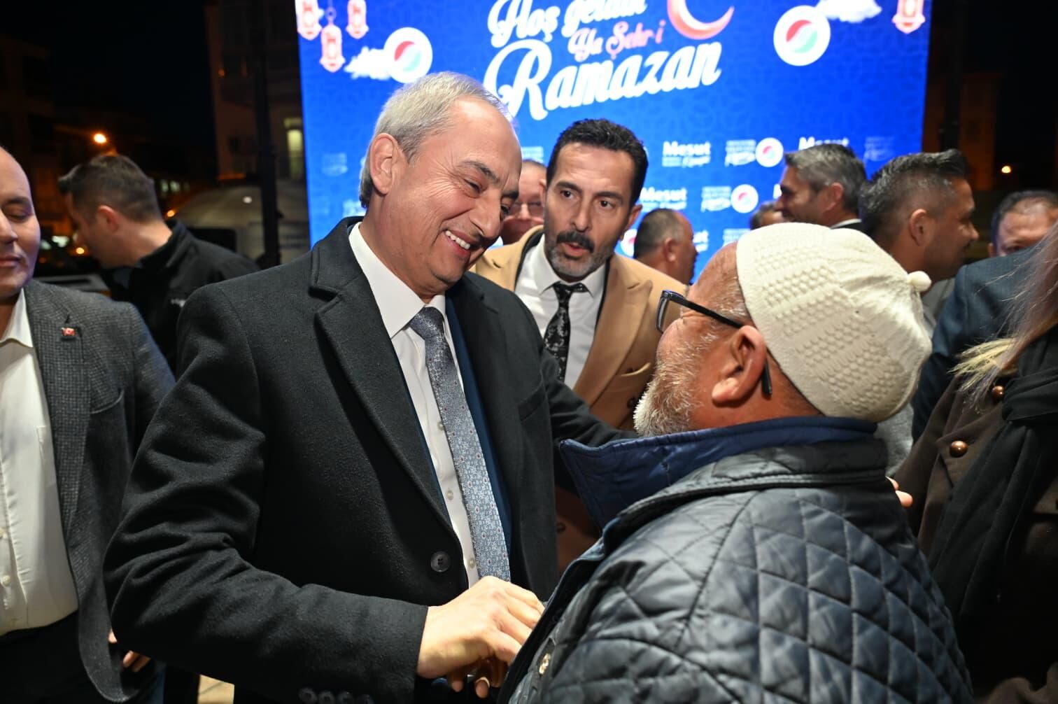 Kepez’de Ramazan Sofrası 55 Bin Kişiye Ulaştı (4)