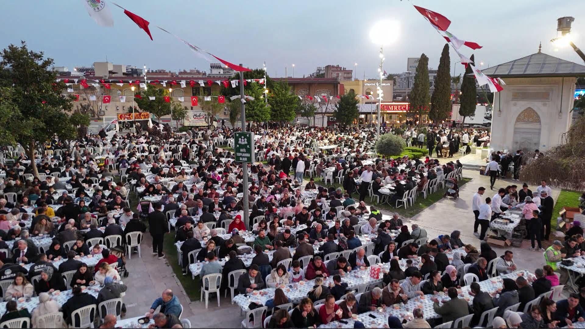 Kepezden Kadir Gecesinde 5 Bin Kisilik Birlik Sofrasi 16