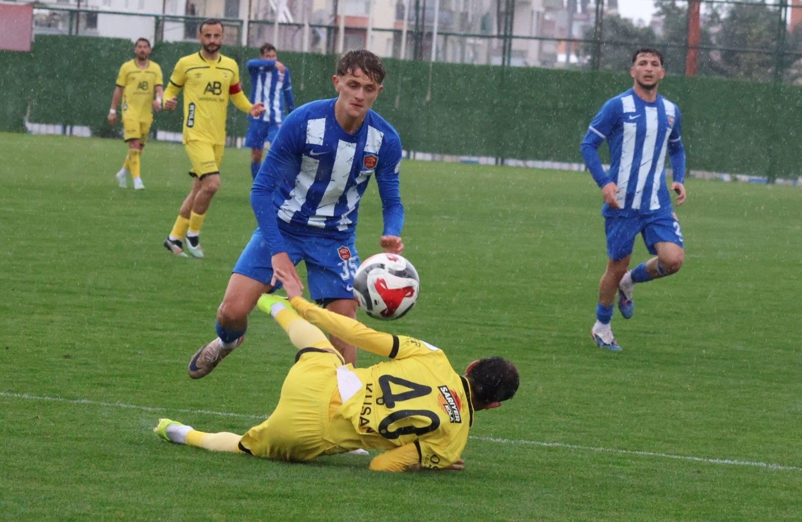 Kepezspor Ligde Kalma Umutlarını Son 5 Maça Bıraktı (2)