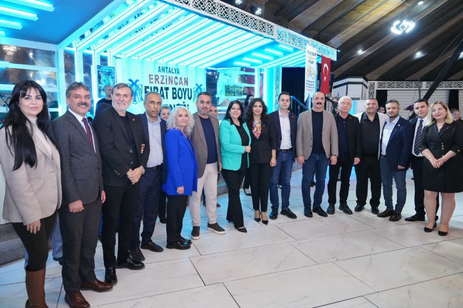 Konyaaltı Belediye Başkanı Cem Kotan Dostluk Gecesine Katıldı (1)