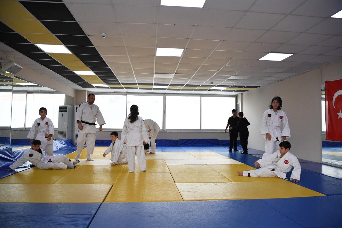 Konyaaltı’na Yeni Spor Kompleksi Ücretsiz Kurslar Başladı (6)