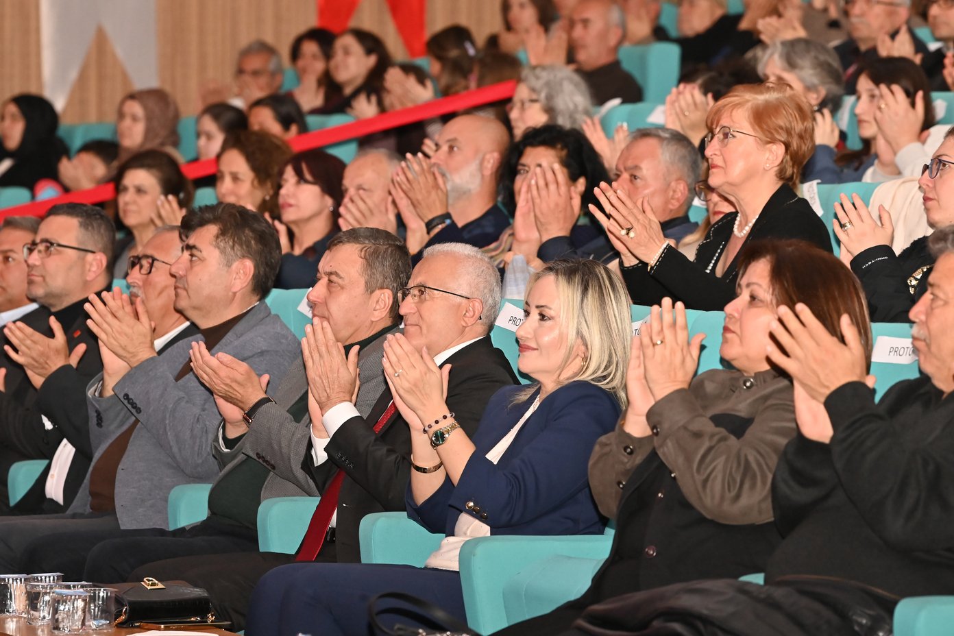 Kumluca’da “Çanakkale Destanı” Oratoryosu Sahnelendi (5)