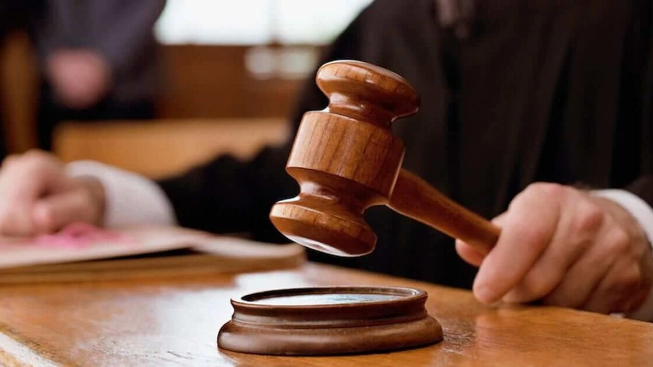 Niyazi Nefi Kara Mahkeme (3)