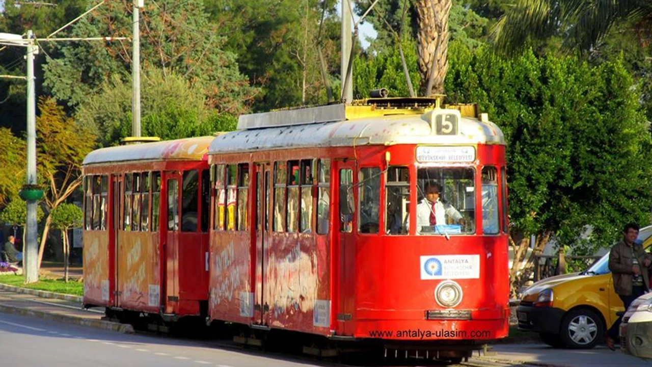 Nostalji Tramvayina Yaris Engeli (2)-1
