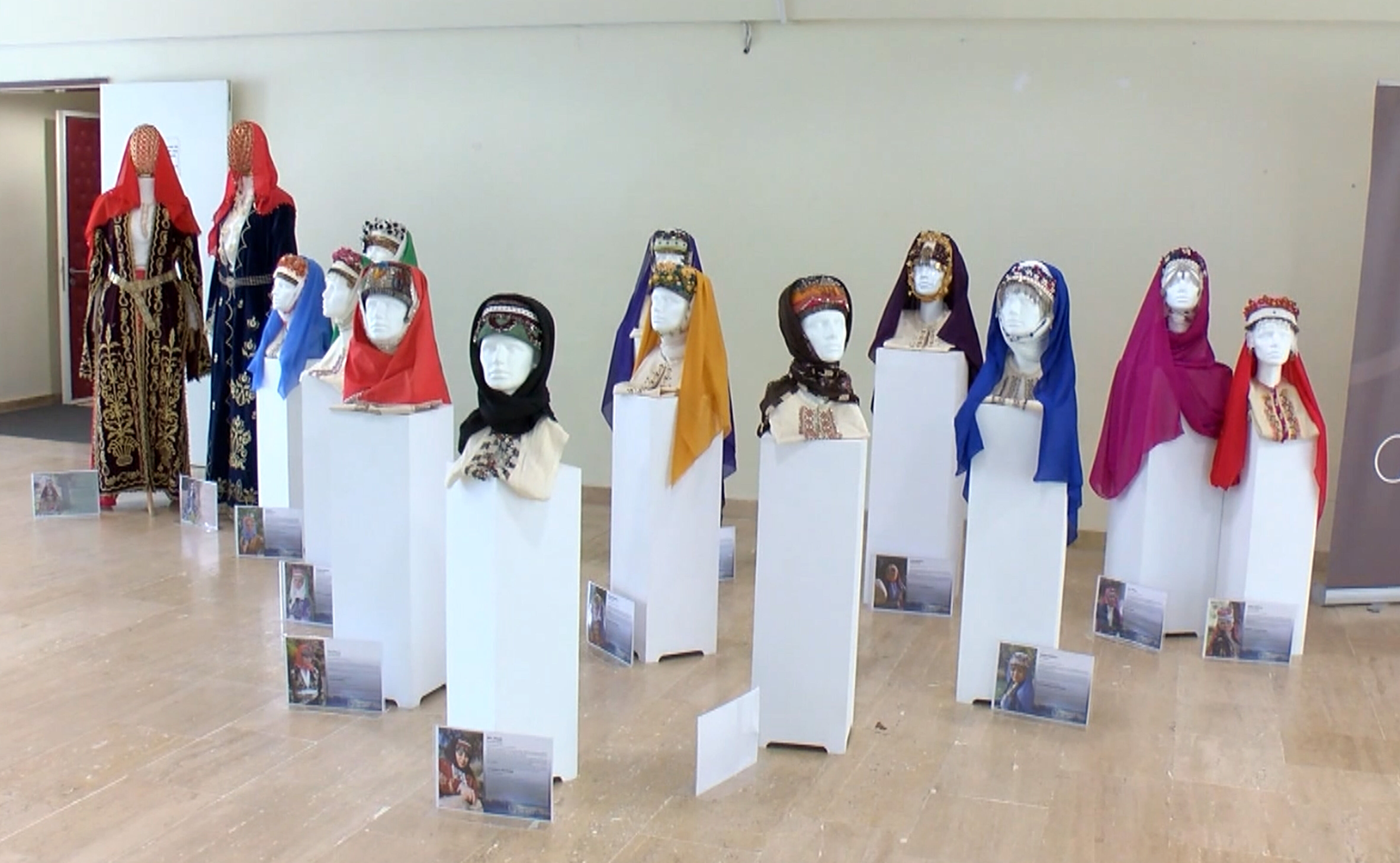 Teke’de Kadınların Kimliği Başlıklarından Okunuyor (2)