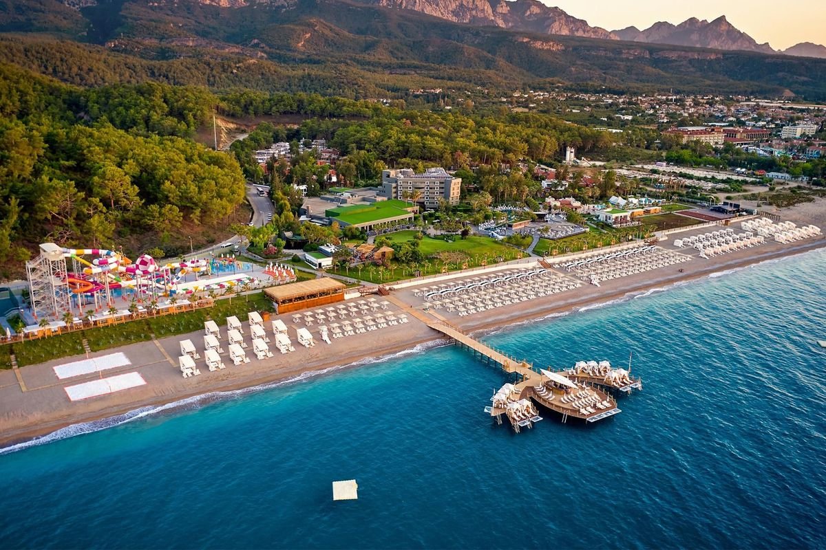 Tmsf Kemer’deki Oteli Satışa Çıkardı (1)-1