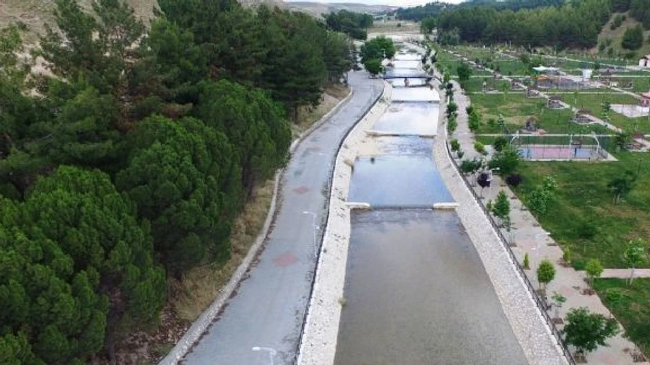 Yağmur Antalya’daki Yanlışı Gün Yüzüne Çıkardı (4)