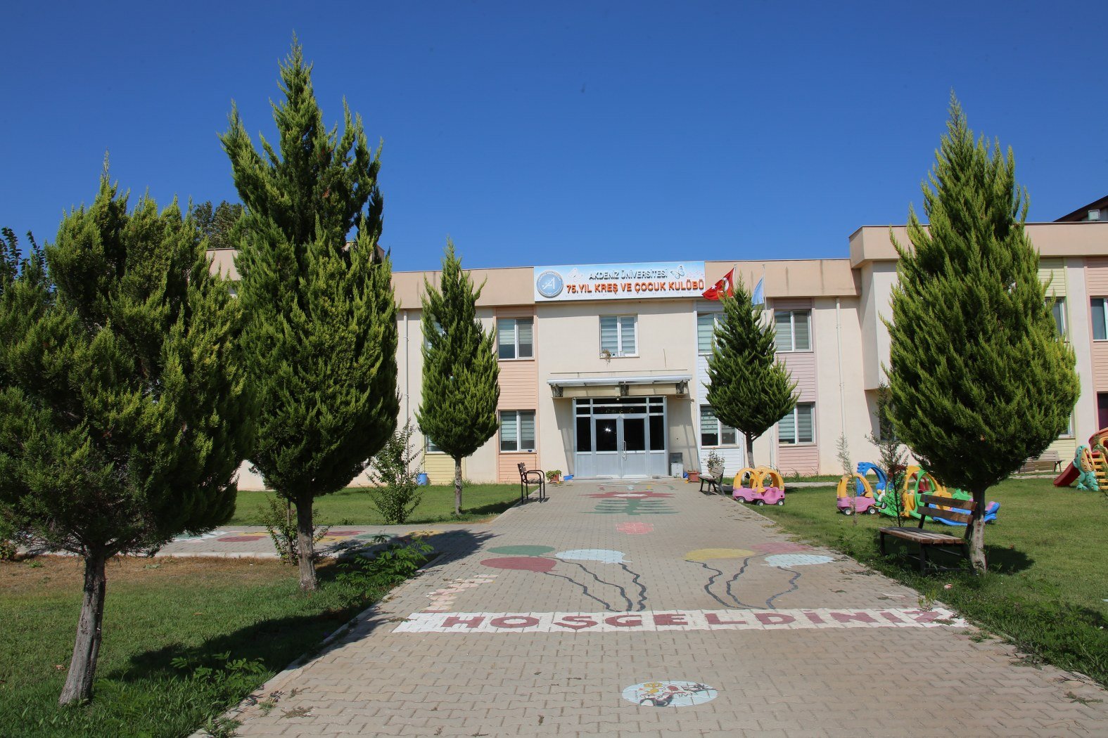 Akdeniz Üniversitesi’nde Bir Gecede 4 Hoca Işten Çıkarıldı (2)