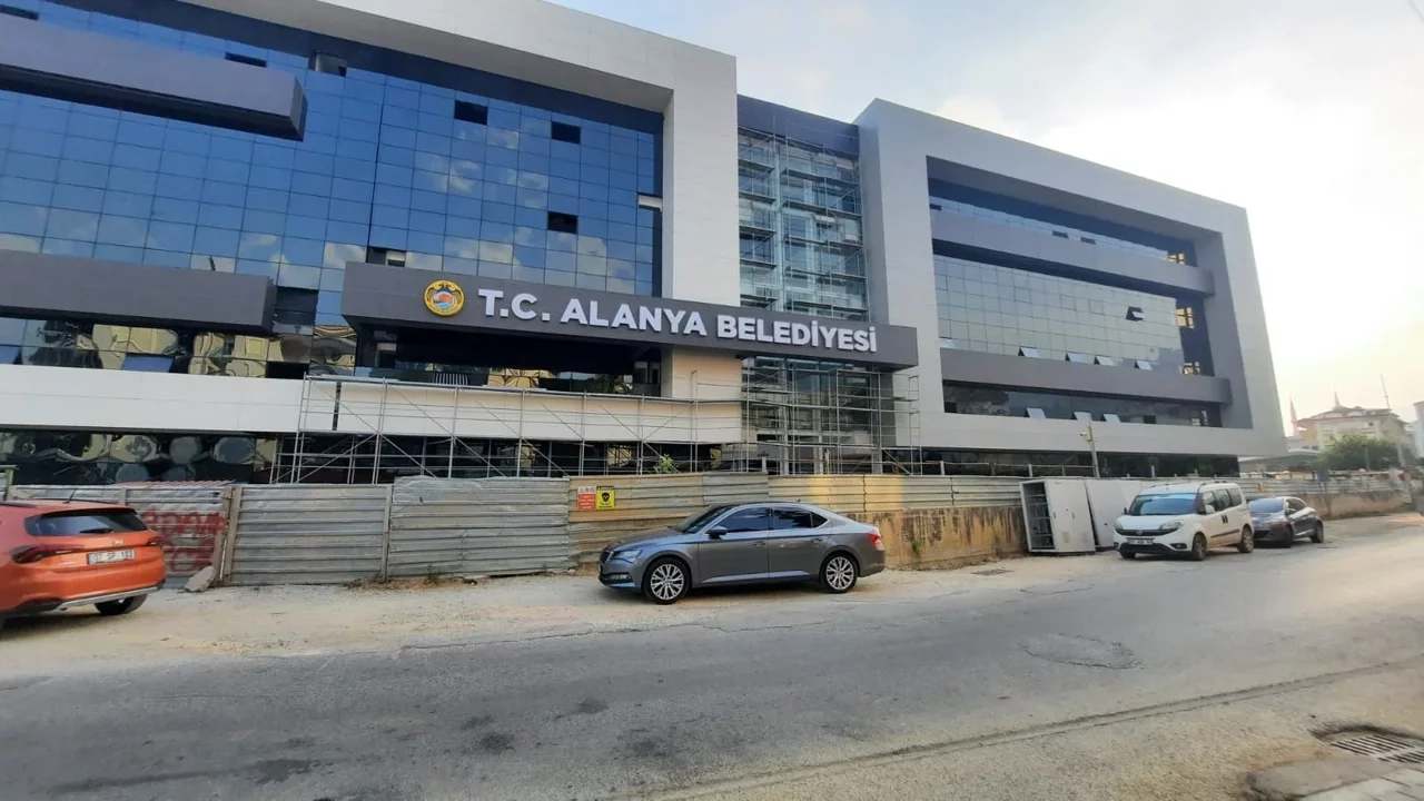 Alanya Belediyesi Zabita Alimi Yapacak (2)