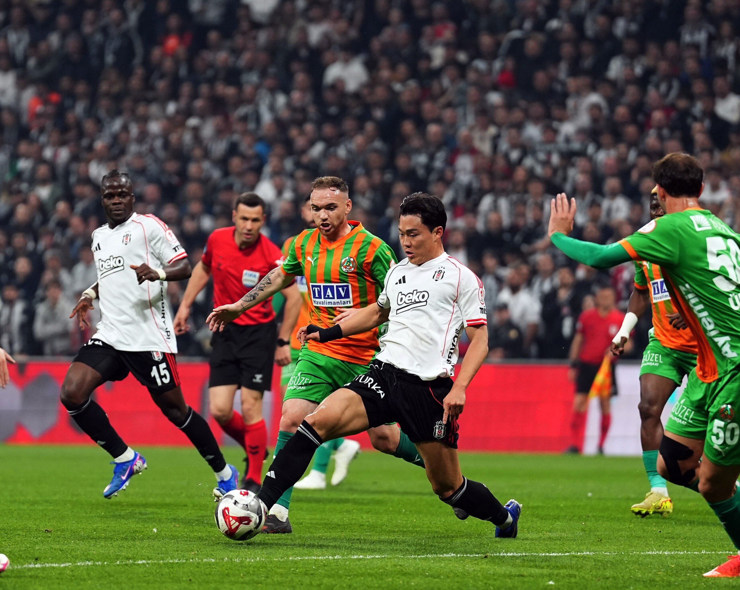 Alanyaspor Besiktas (1)-2