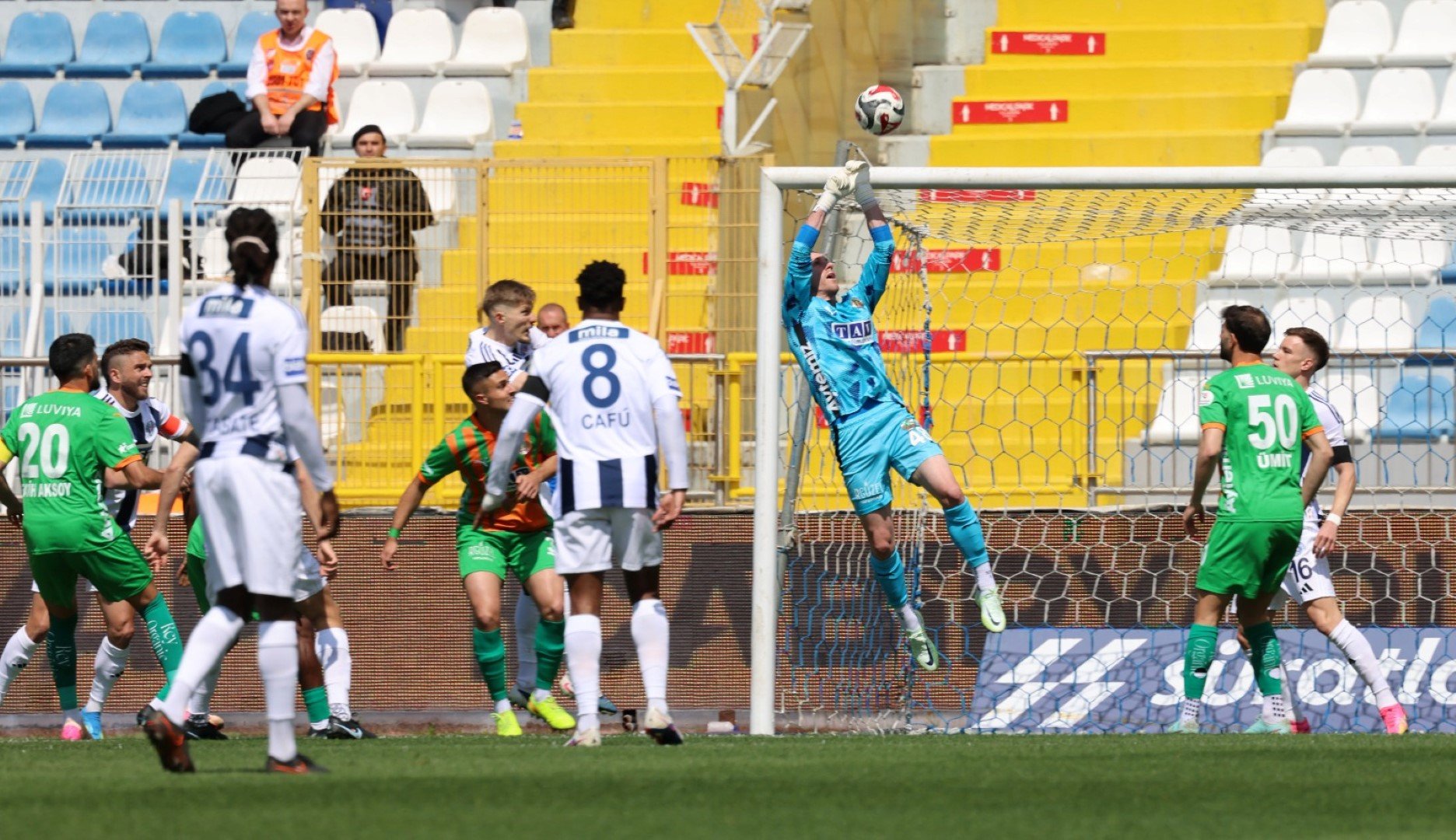 Alanyaspor İstanbul’dan Eli Boş Döndü (4)