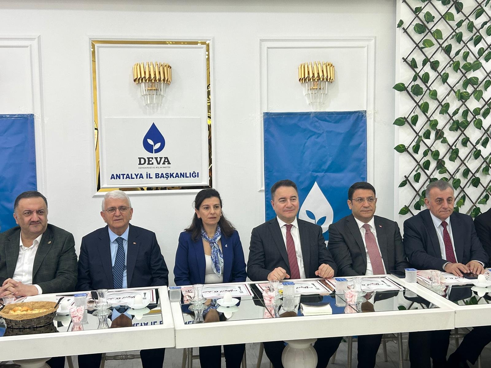 Ali Babacan Antalya’dan Sert Çıktı (5)