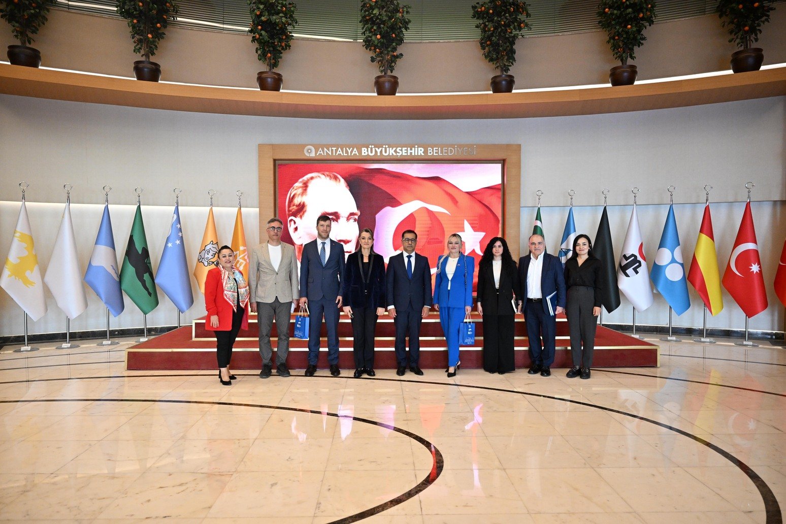 Antalya Büyükşehir Belediyesi’ne Anlamlı Ziyaret (1)