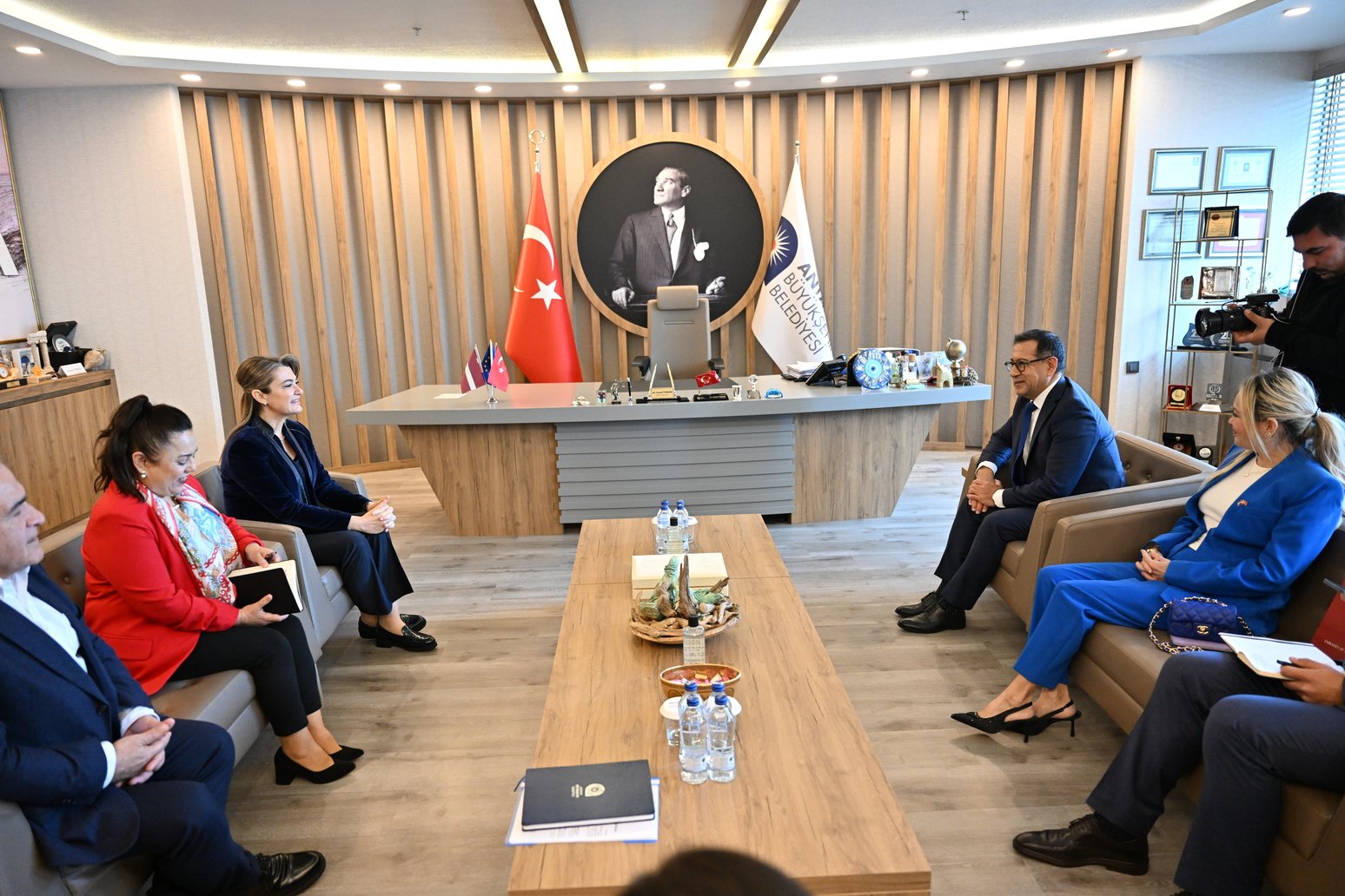 Antalya Büyükşehir Belediyesi’ne Anlamlı Ziyaret (2)