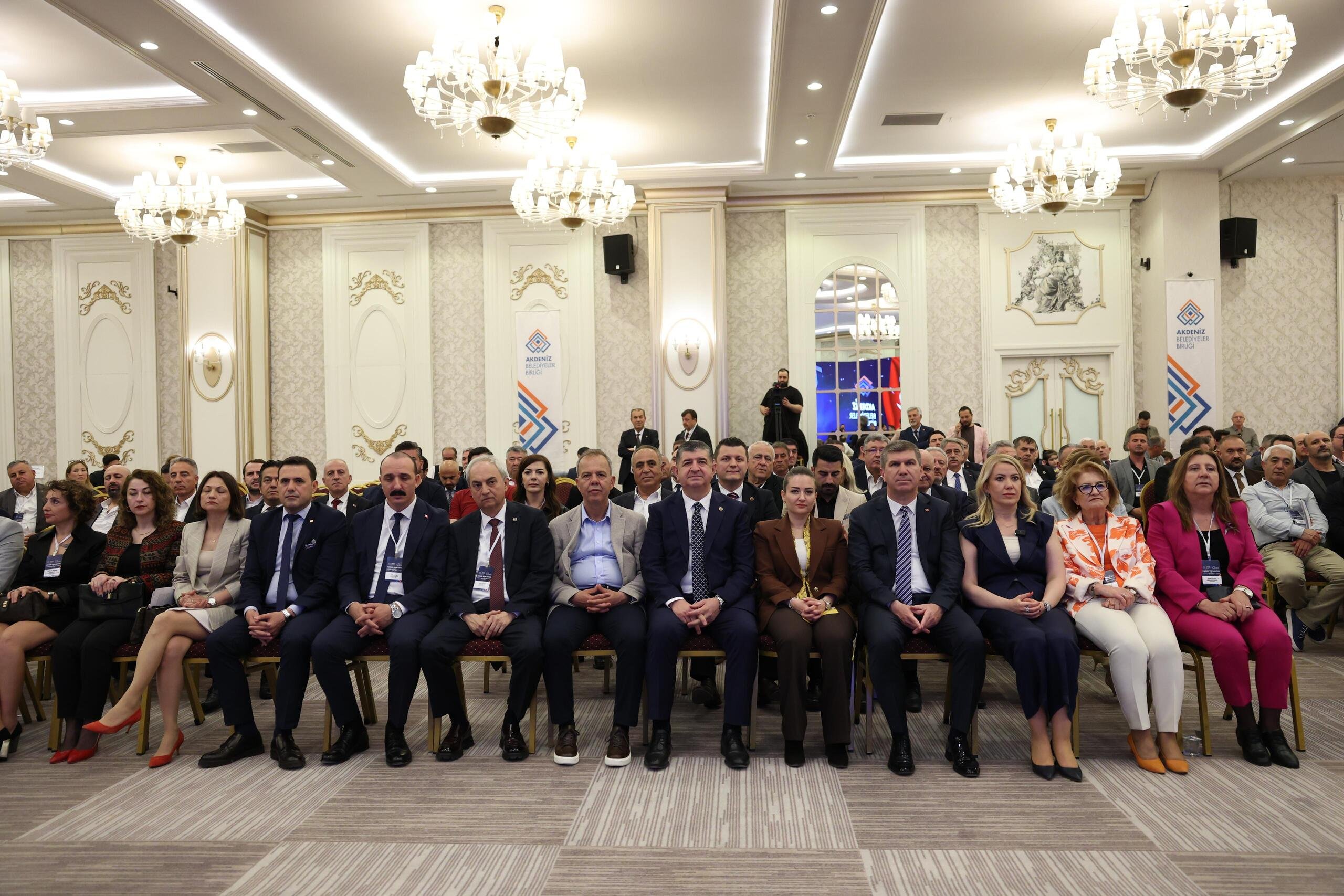 Antalya Buyuksehir Belediyesine Cifte Odul (5)