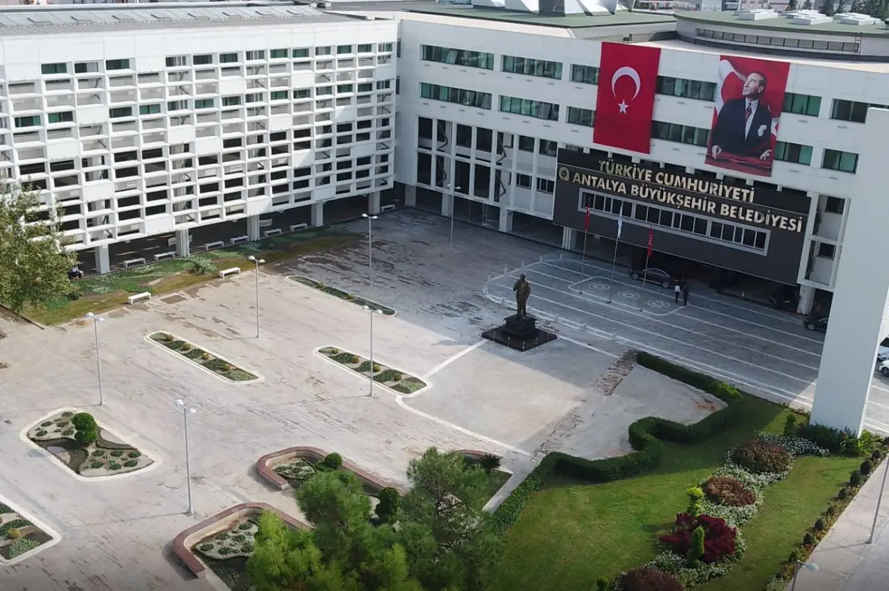 Antalya Büyükşehir Belediyesi soruşturmasında 9 kişi serbest bırakıldı