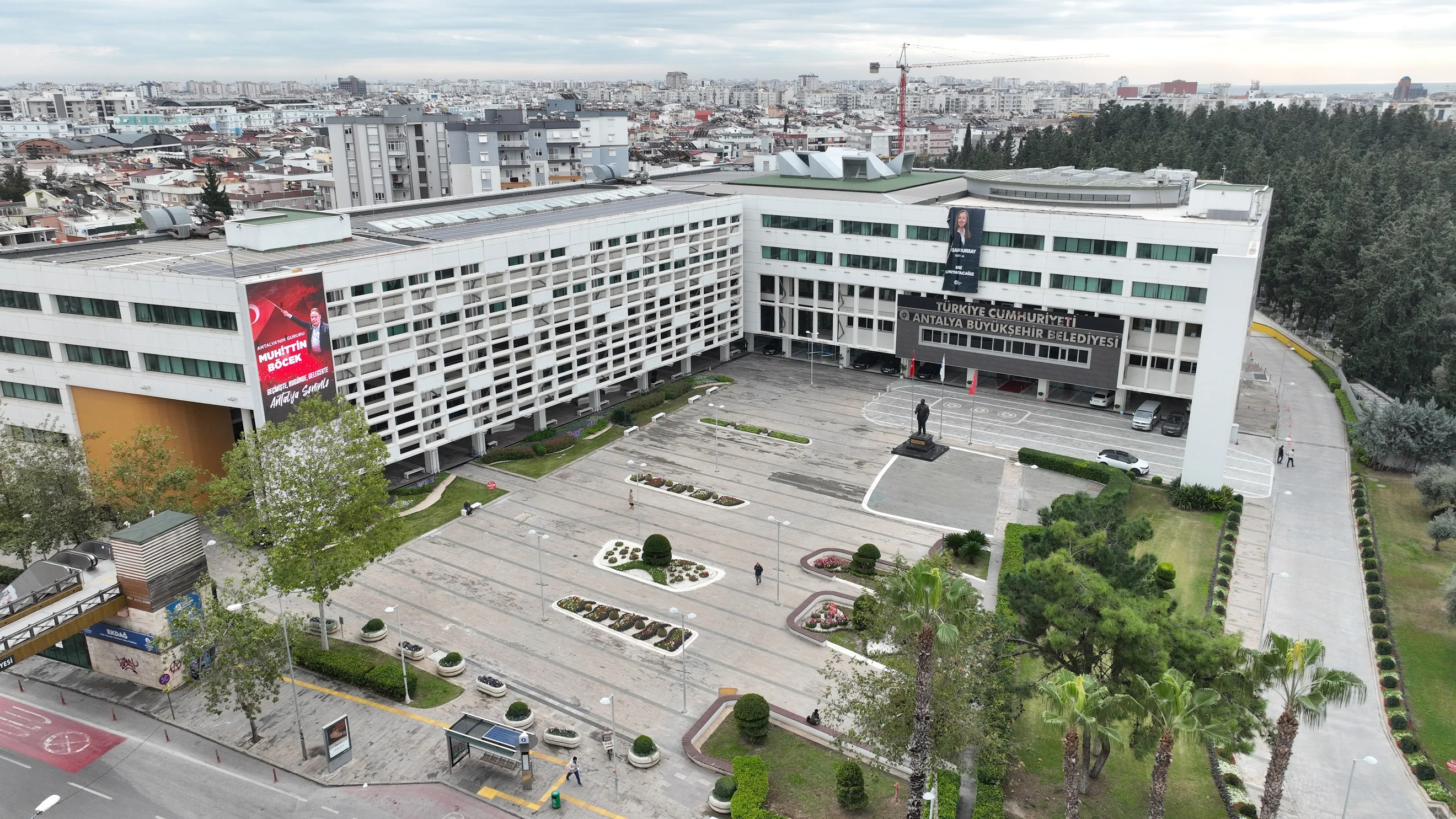 Antalya Büyükşehir Operasyonunda Kimler Neyle Suçlanıyor (4)