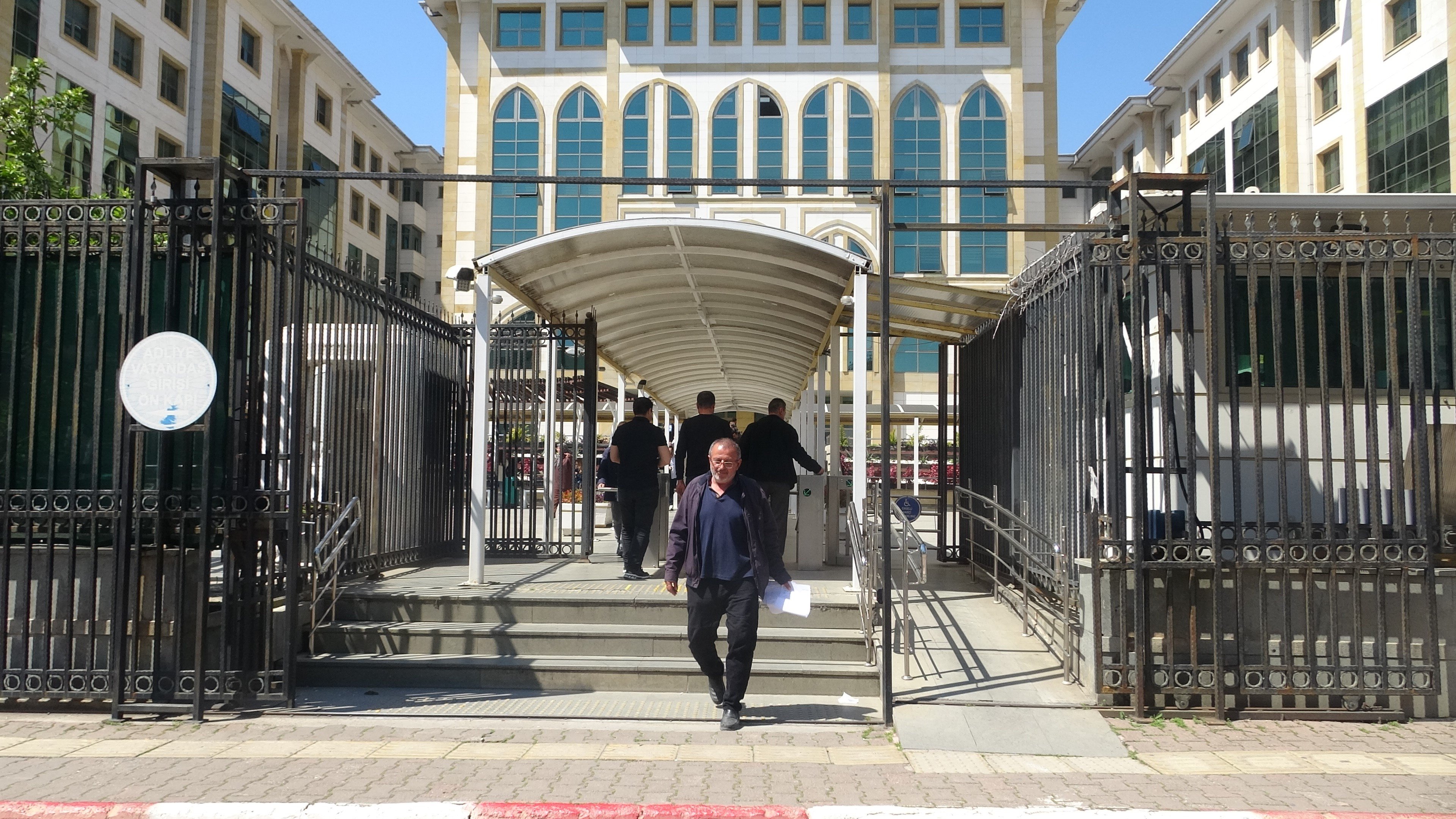 Antalya Doğumlu Adam 5 Farklı Isimle 60 Yıl Yaşadı (2)