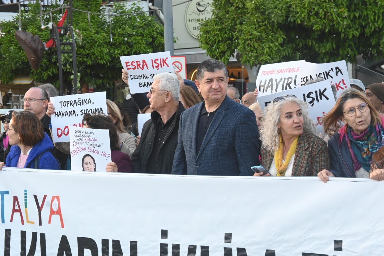 Antalya Esra Isik Icin Meydanlarda (4)