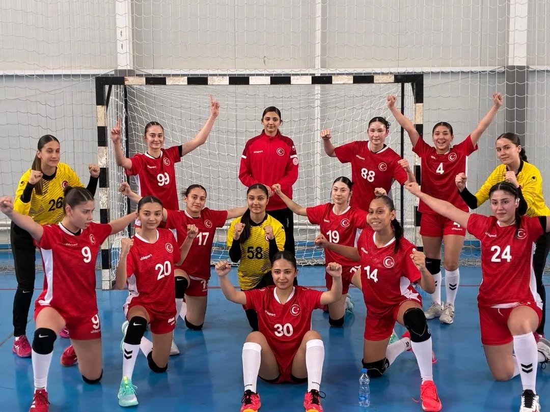 Antalya Takımı Dünya Şampiyonluğuna Koşuyor (2)