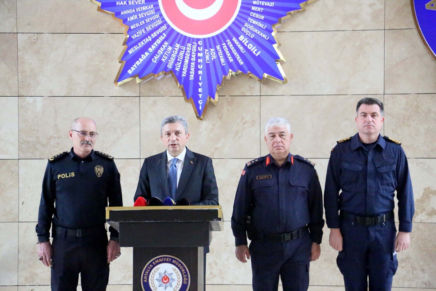 Antalya Valisi Açıkladı! Antalya'daki Suçlular Cezasız Kalmadı (2)