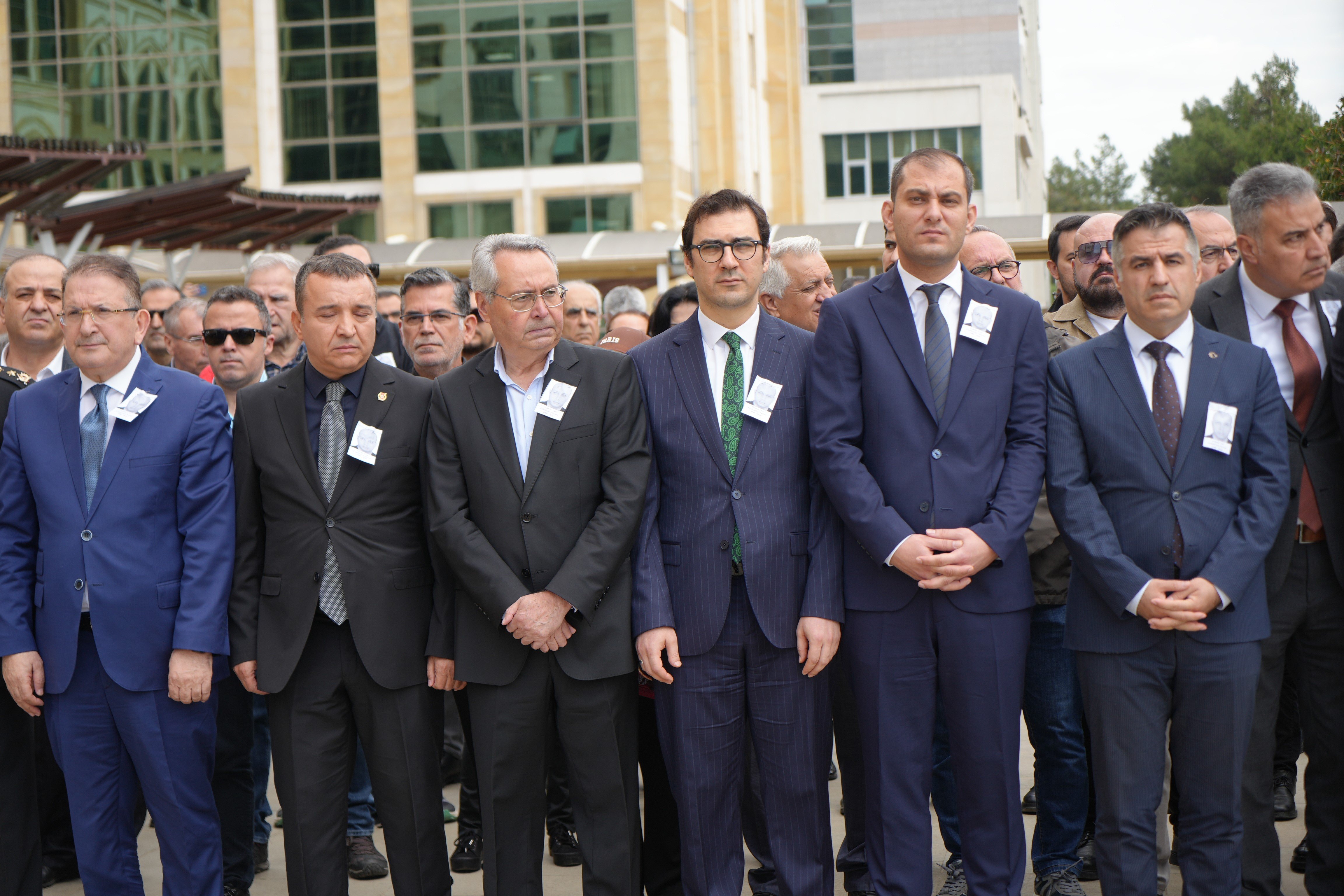 Antalya Yasa Boğuldu! Cumhuriyet Savcısı Gadem Taş Son Yolculuğuna Uğurlandı (6)